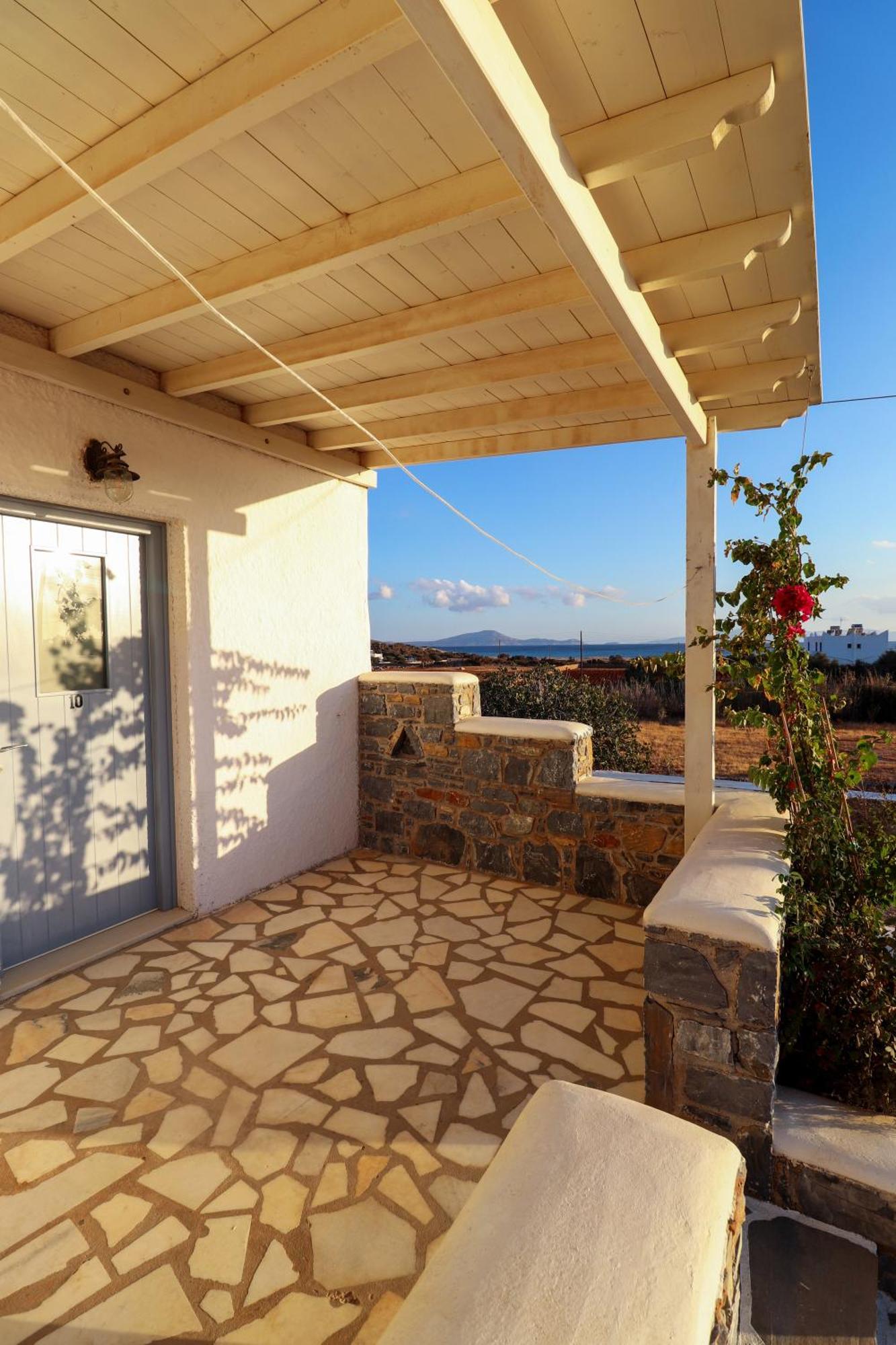 Sunny Studios Naxos Aliko Beach Ngoại thất bức ảnh