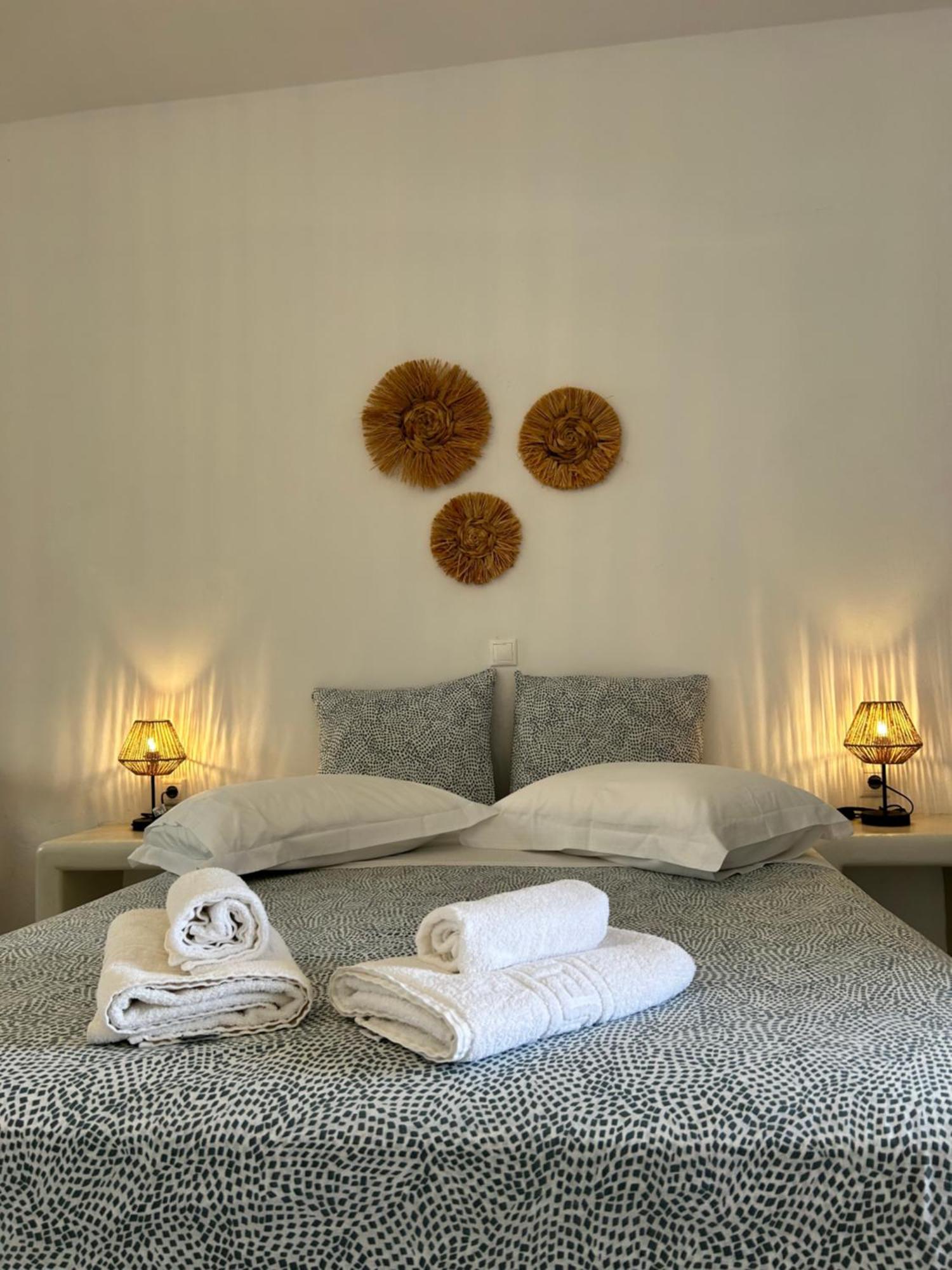 Sunny Studios Naxos Aliko Beach Ngoại thất bức ảnh