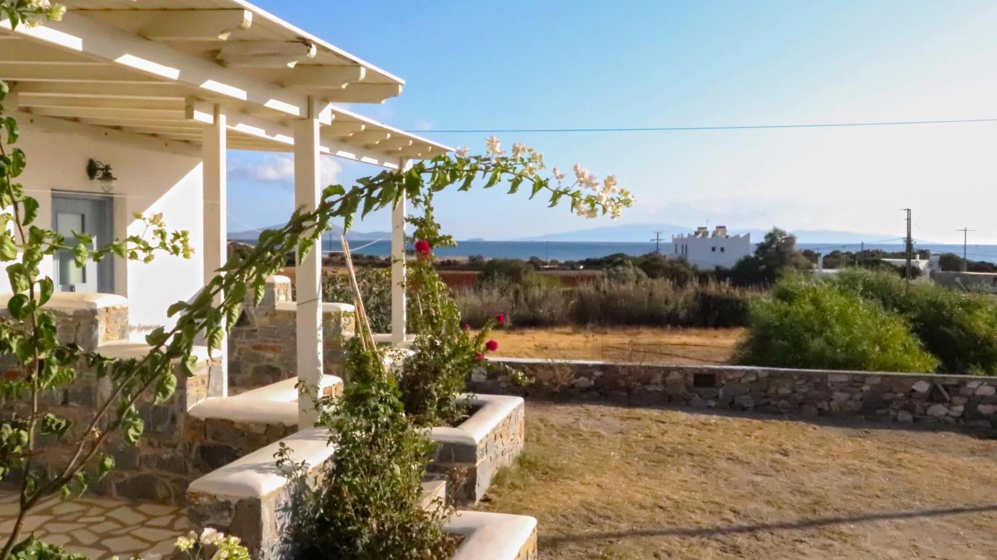 Sunny Studios Naxos Aliko Beach Ngoại thất bức ảnh